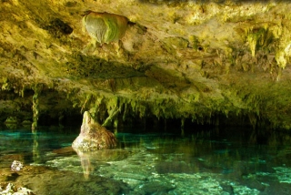 estalactitas y estalagmitas